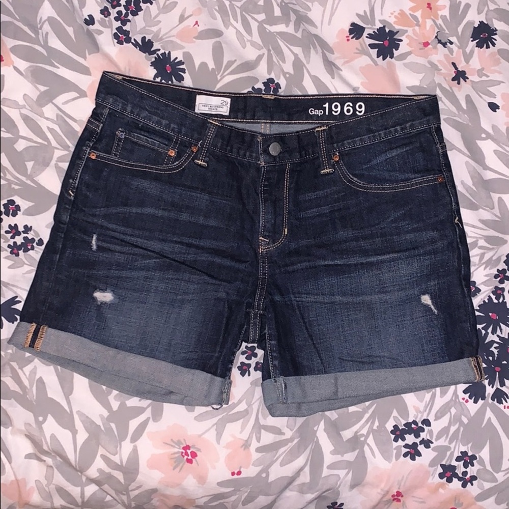 Gap Sexy Boyfriend Shorts